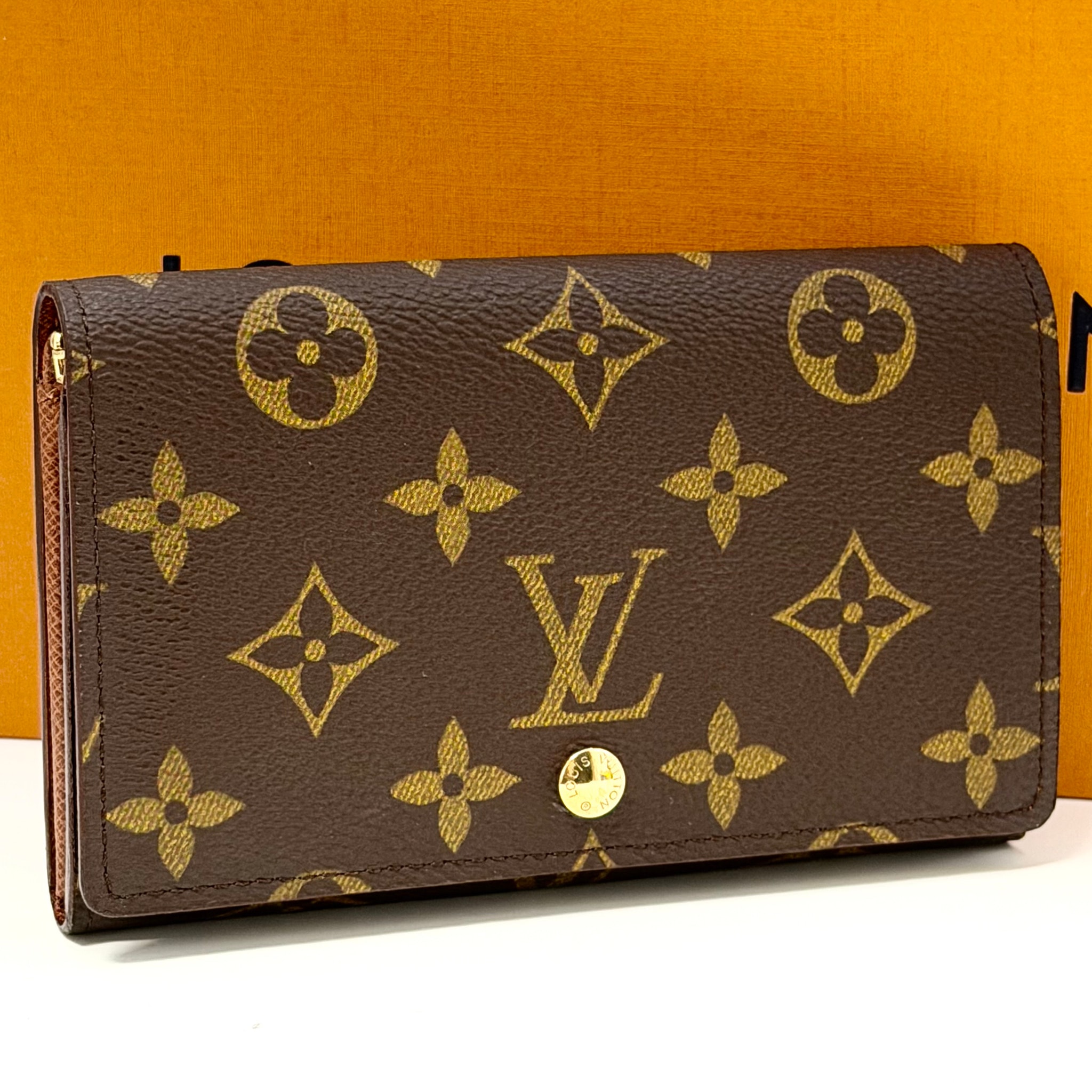 Louis Vuitton Bie Toresor Coin Purse Monogram