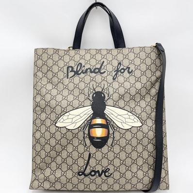 GUCCI(グッチ)GGスプリーム ビー トートバッグ 2WAY トートバッグ ショルダーバッグ GG柄 ベージュ系 PVC レザー ゴールドトーン金具 型番450950【中古】