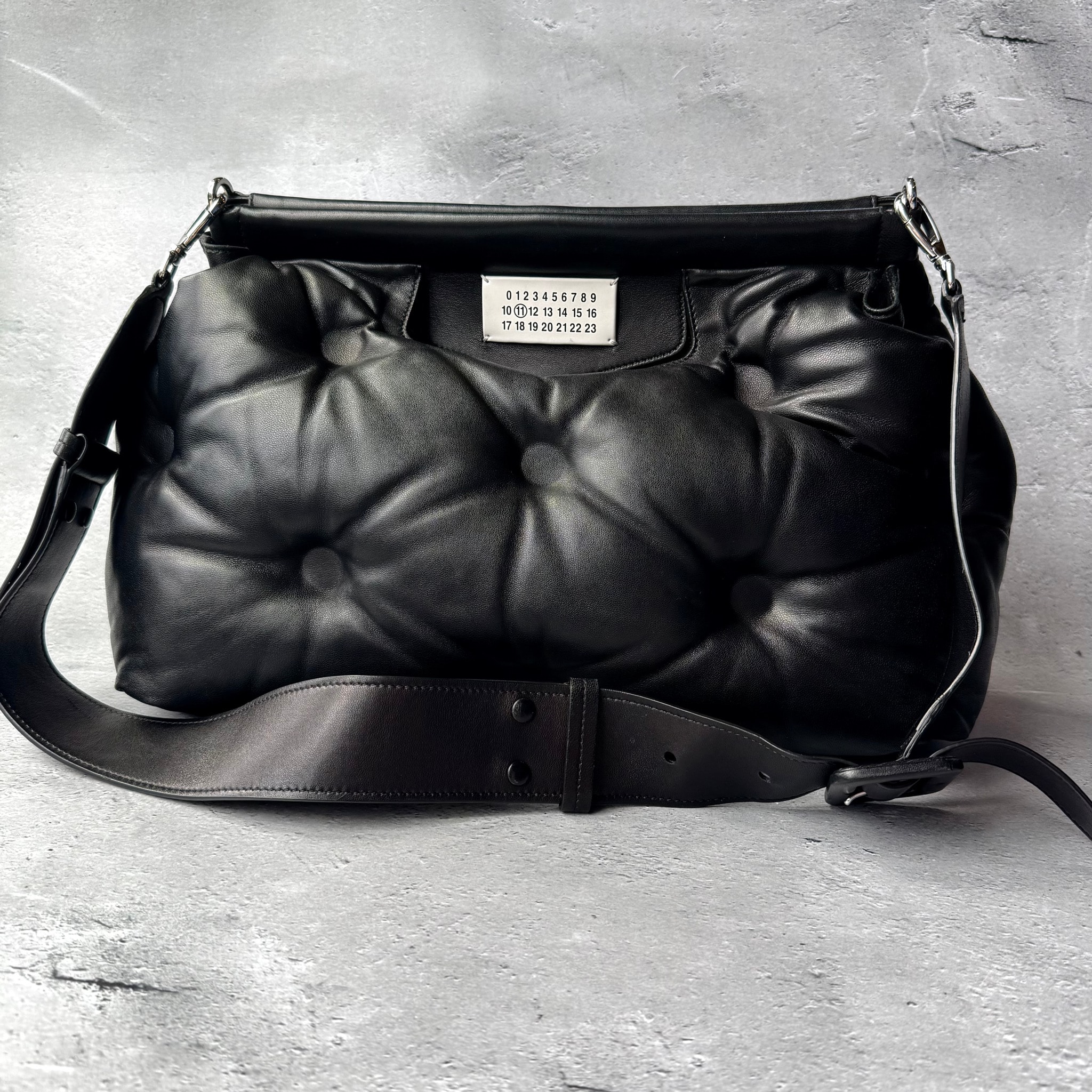 Maison Margiela Glam Slam Classic Medium "Black"