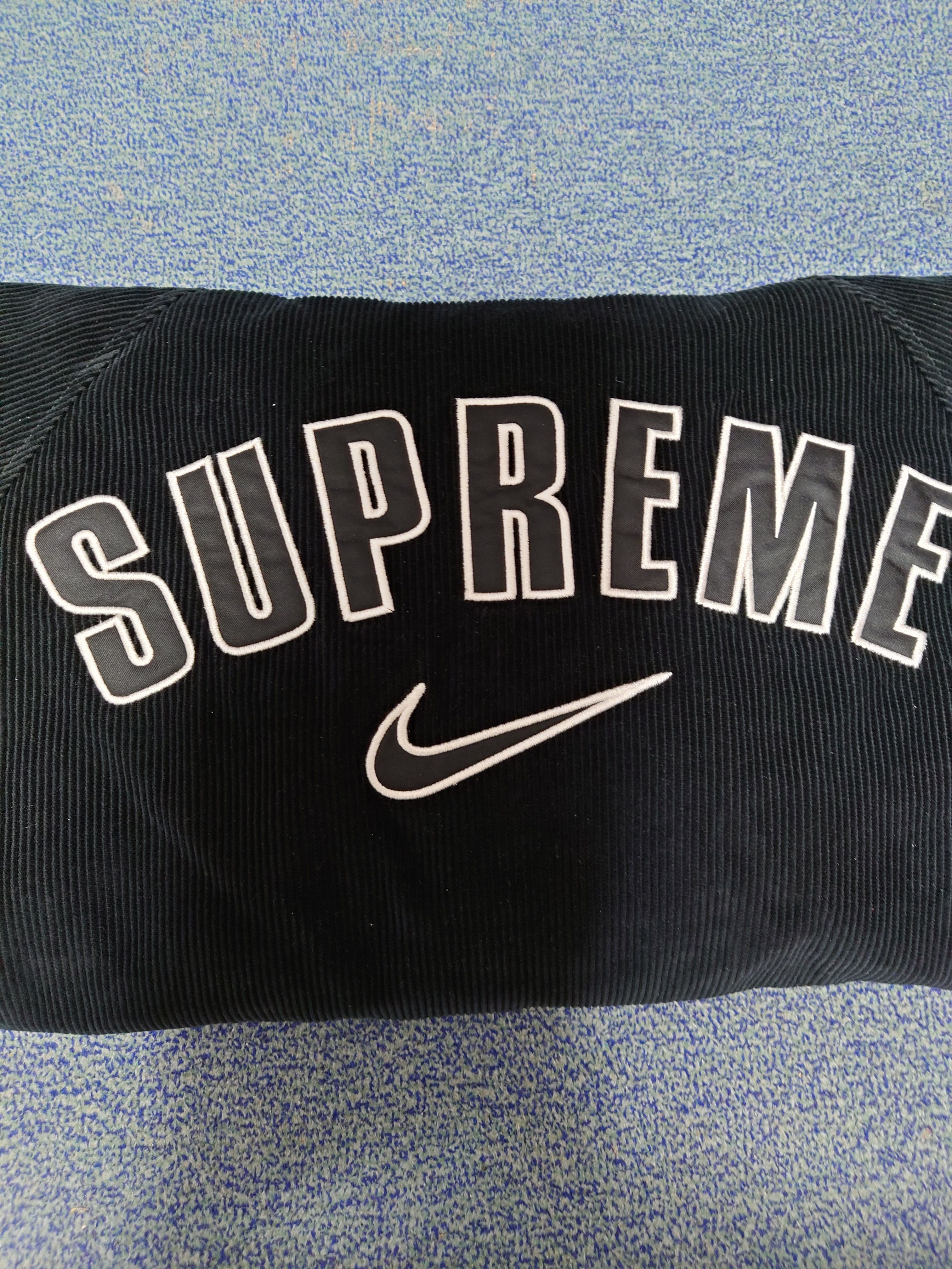 Supreme / Nike Arc Corduroy Hooded Jacket "Black"