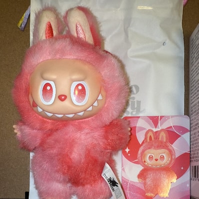 POP MART THE MONSTERS (LABUBU) Big into Energy Series Plush Pendant LOVE