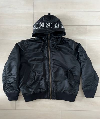 Supreme Hooded MA-1 "Black"