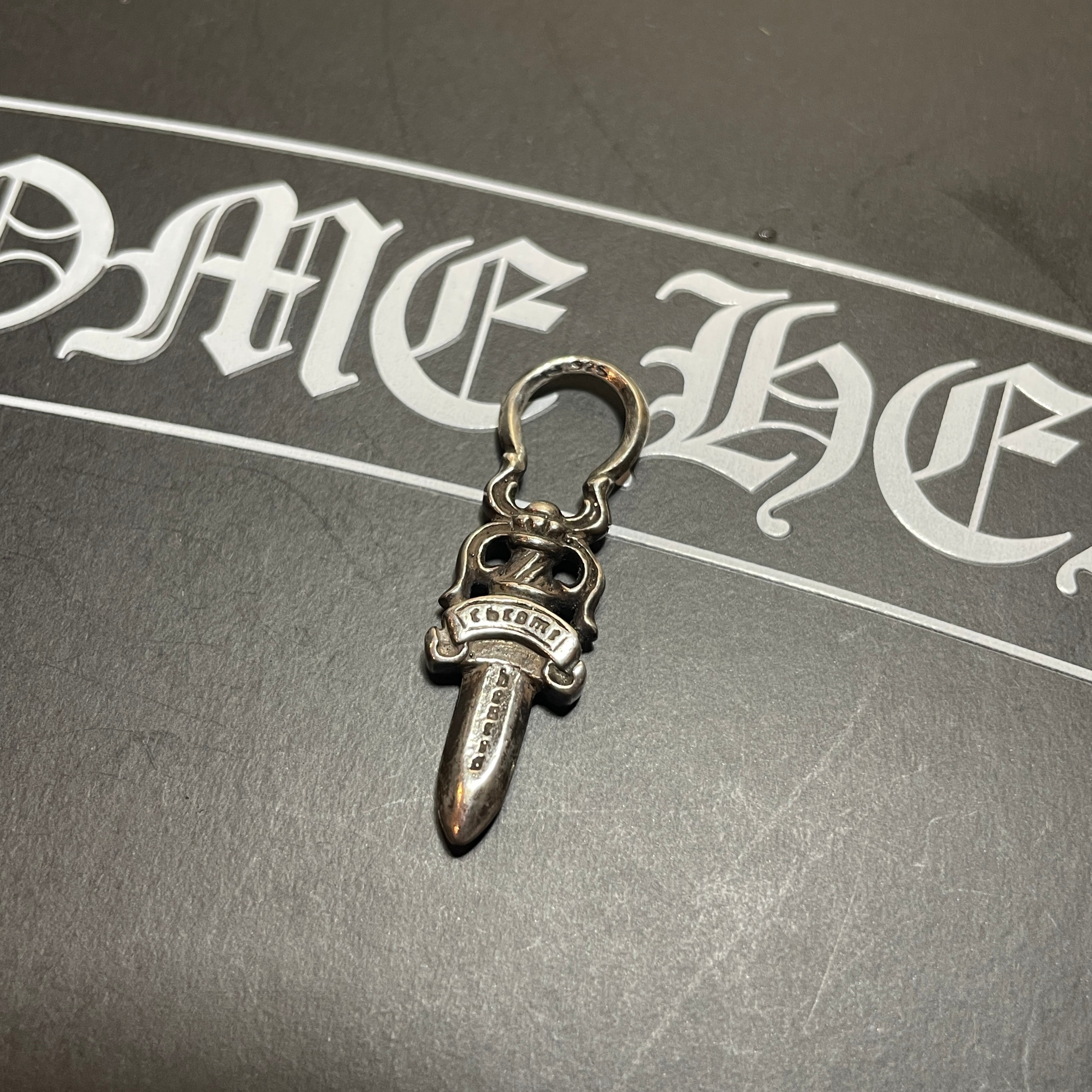 Chrome Hearts #5 Dagger Charm Zip 2 "Silver"