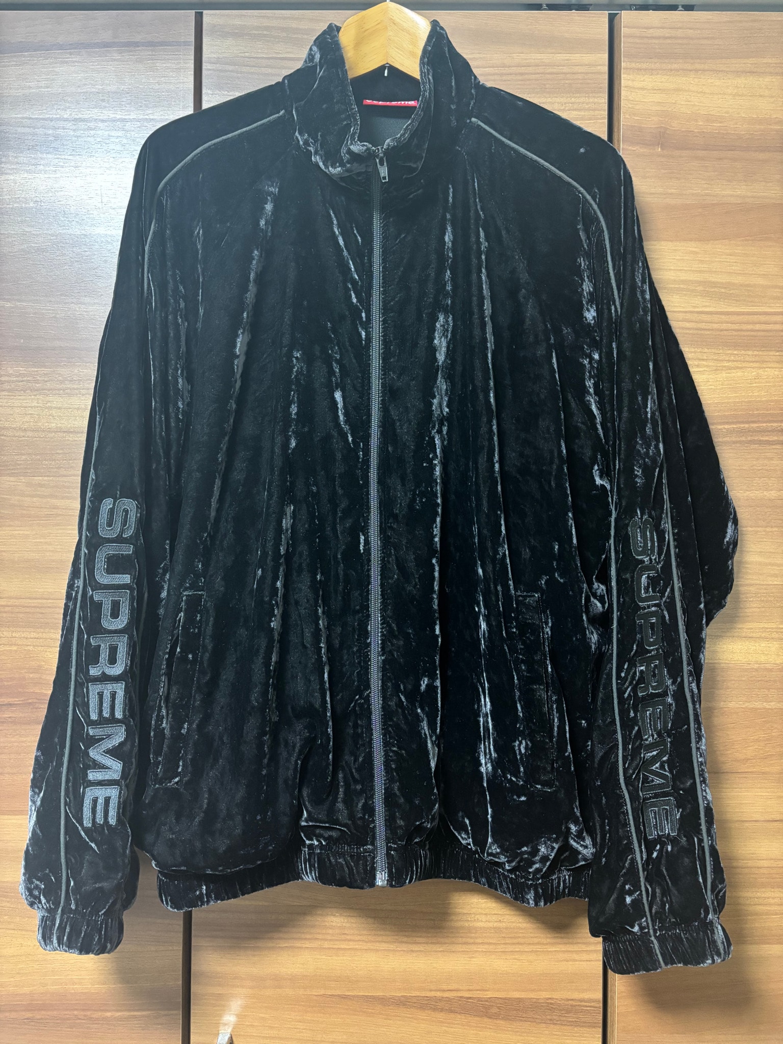 Supreme Crushed Velvet Track Jacket "Black"