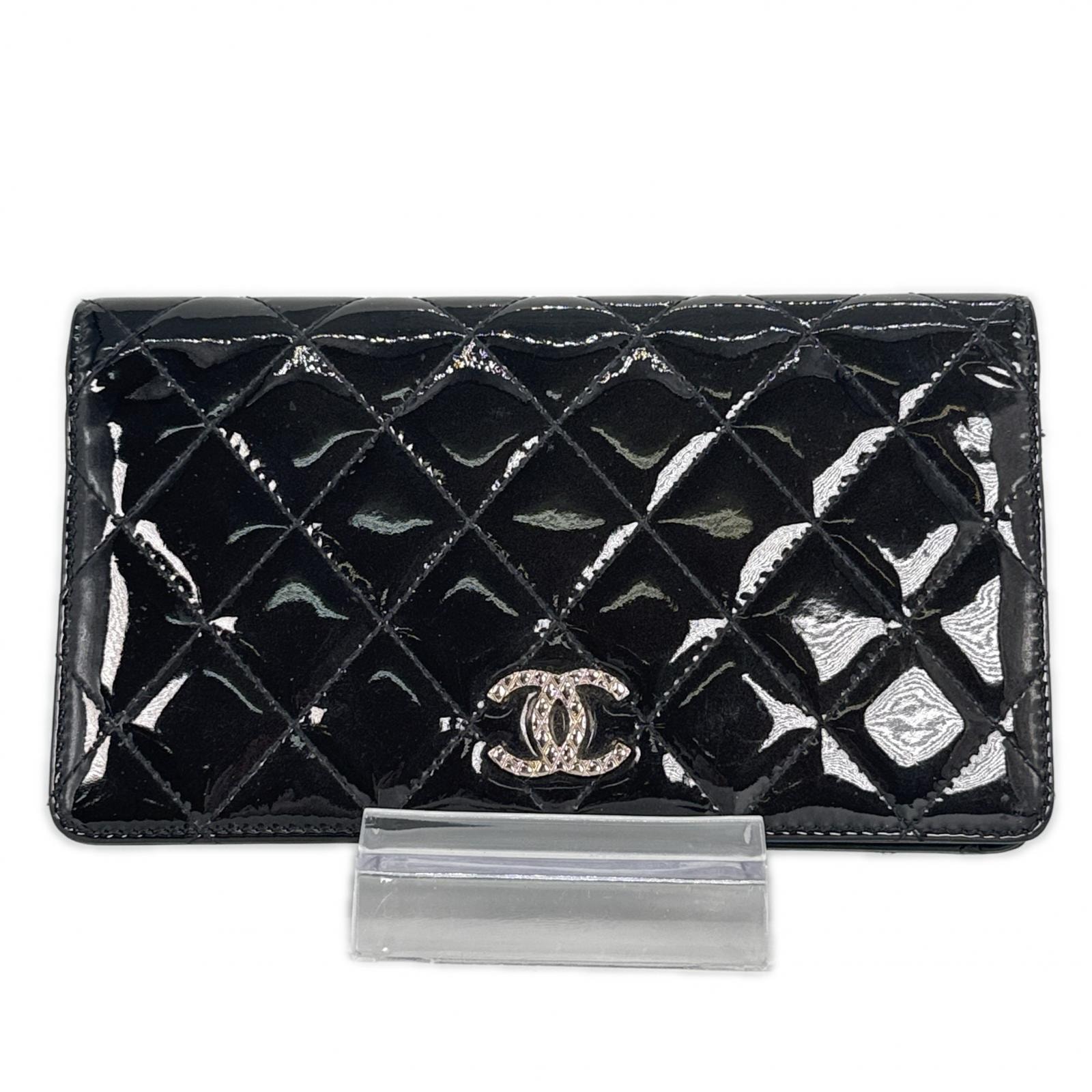 CHANEL シャネル A68901 財布 マトラッセ エナメル ストラスCC 18591262 ブラック パテントレザー Gカード レザー