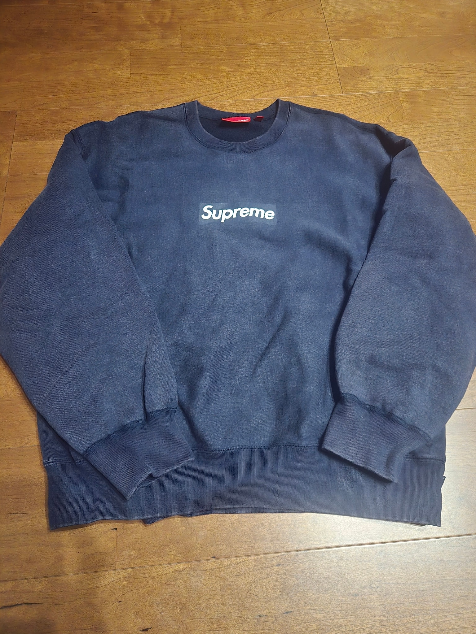 Supreme Washed Box Logo Crewneck "Navy"