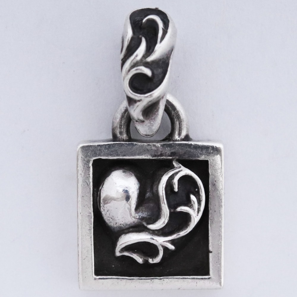Chrome Hearts Framed Heart Charm "Silver"