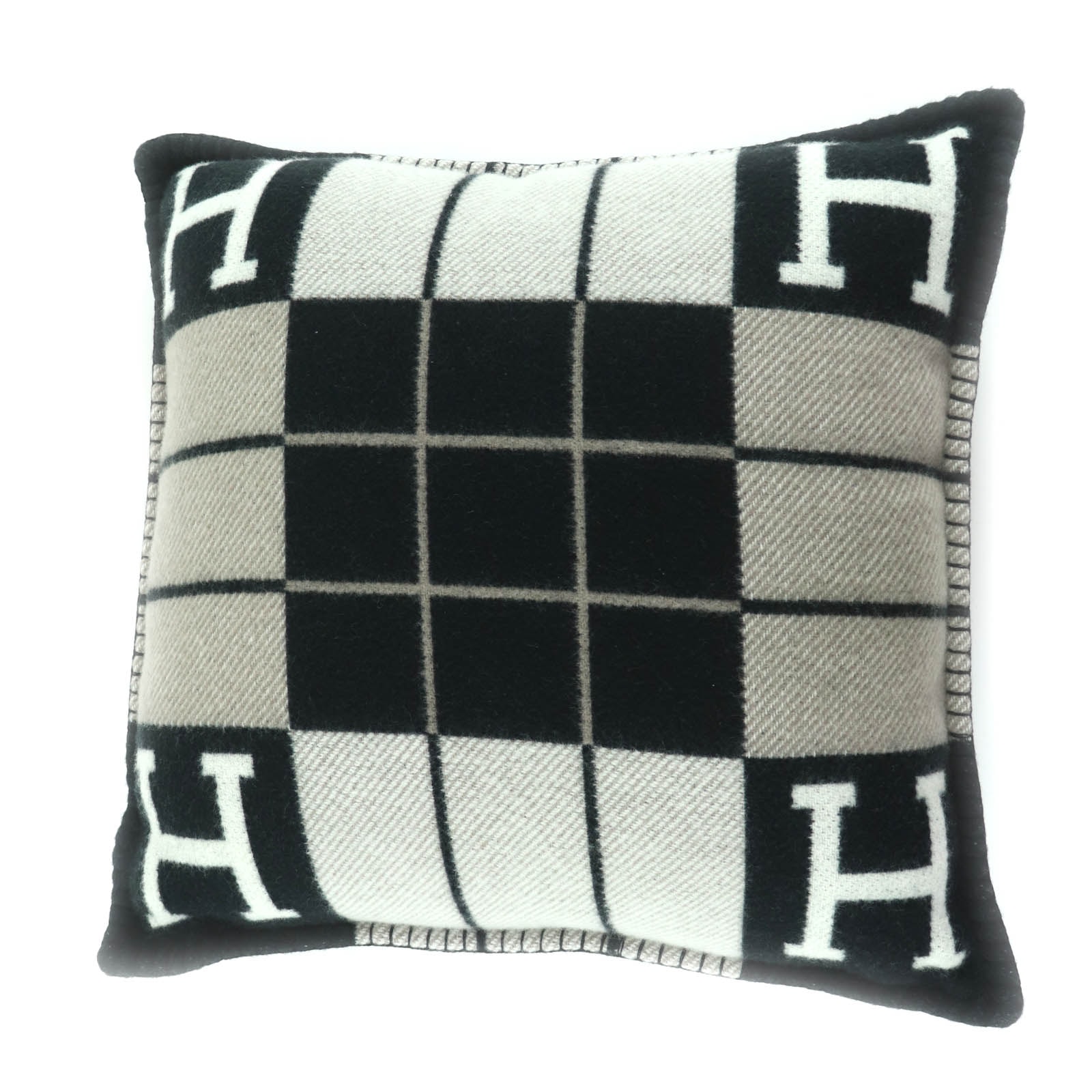 未使用品 エルメス クッション アヴァロンIII PM レディース