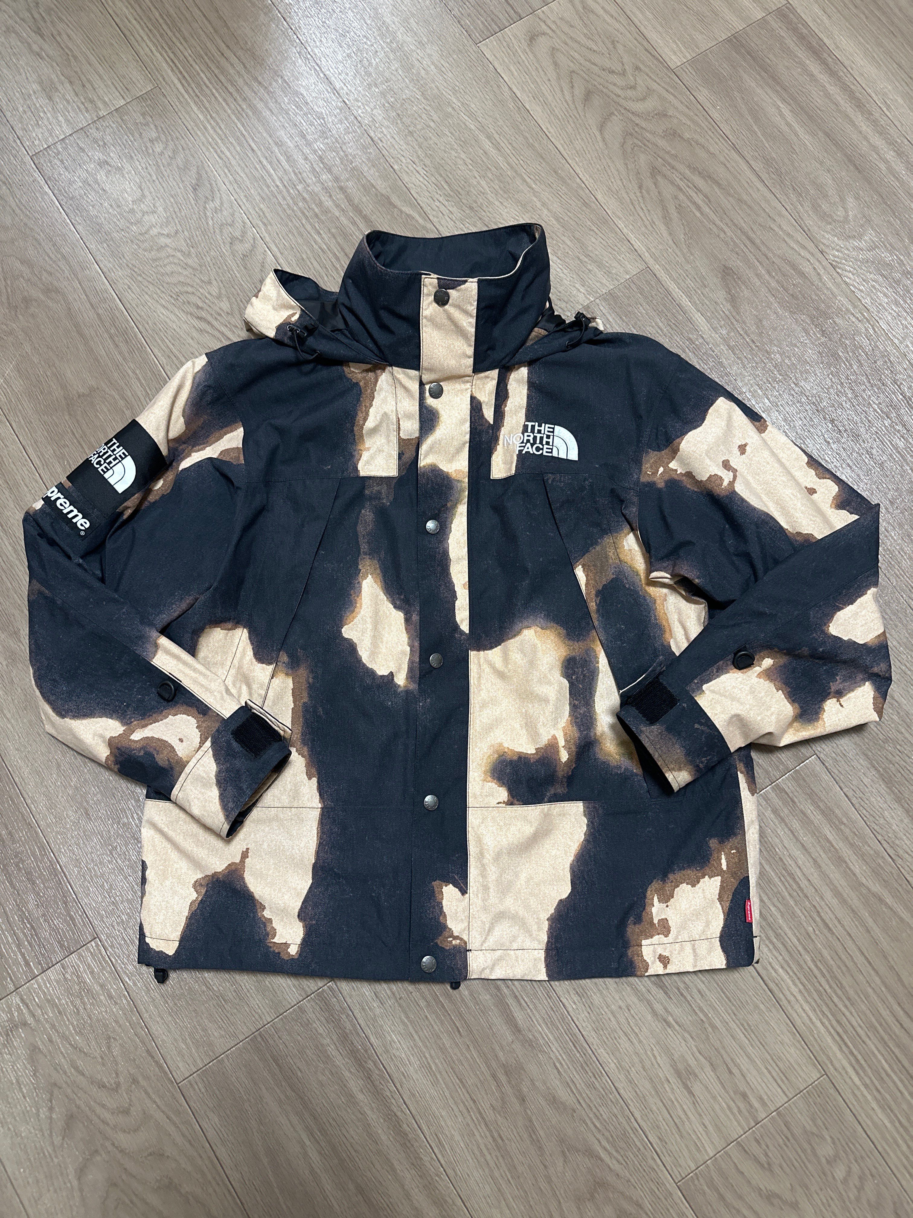 Supreme x The North Face Bleached Denim Print Mountain Jacket "Black"