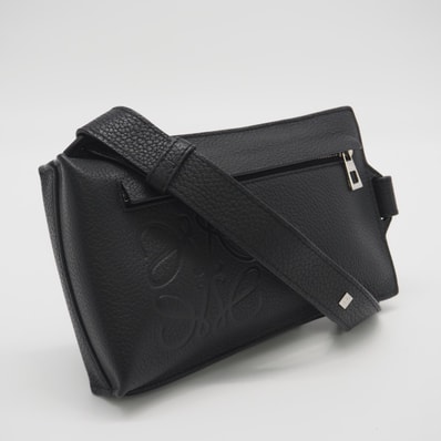美品 LOEWE ロエベ ソフトグレインカーフ バーティカルTポケット ボディバッグ C500P02X02 ショルダーバッグ ブラック グレインカーフレザー レディース