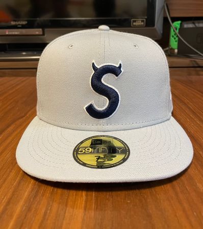 Supreme S Logo New Era "Grey" (22FW)