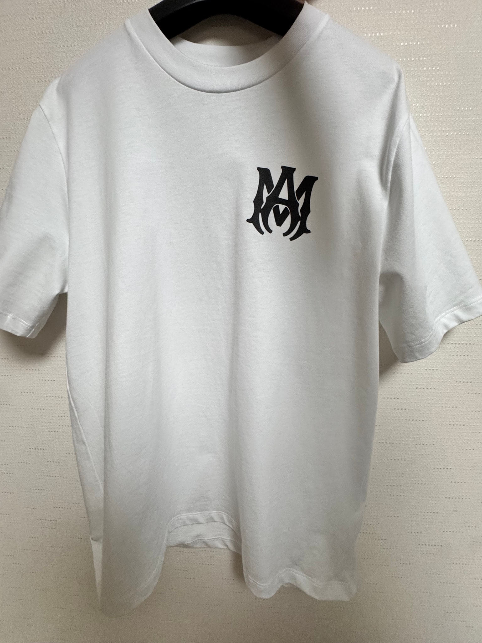 AMIRITシャツ