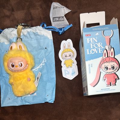 POP MART THE MONSTERS (LABUBU) Pin for Love Series-Vinyl Plush Pendant (N-Z) P
