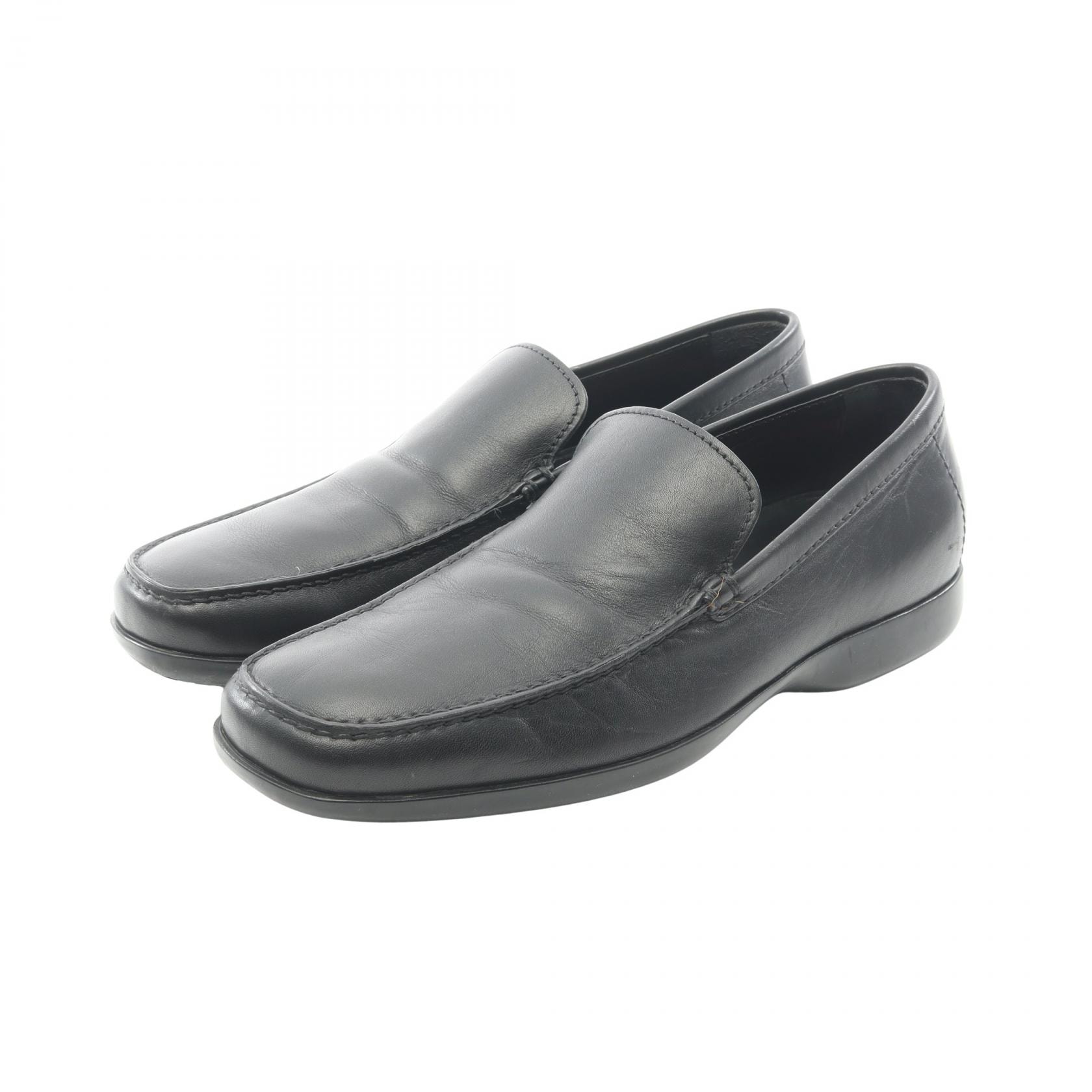 プラダ PRADA スリッポン ローファー 靴 レザー メンズ ブラック系 【中古】