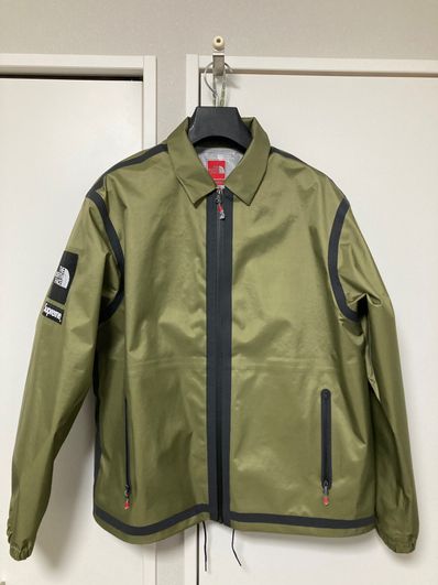 Supreme x The North Face Summit Series Outer Tape Seam Coaches Jacket "Olive"