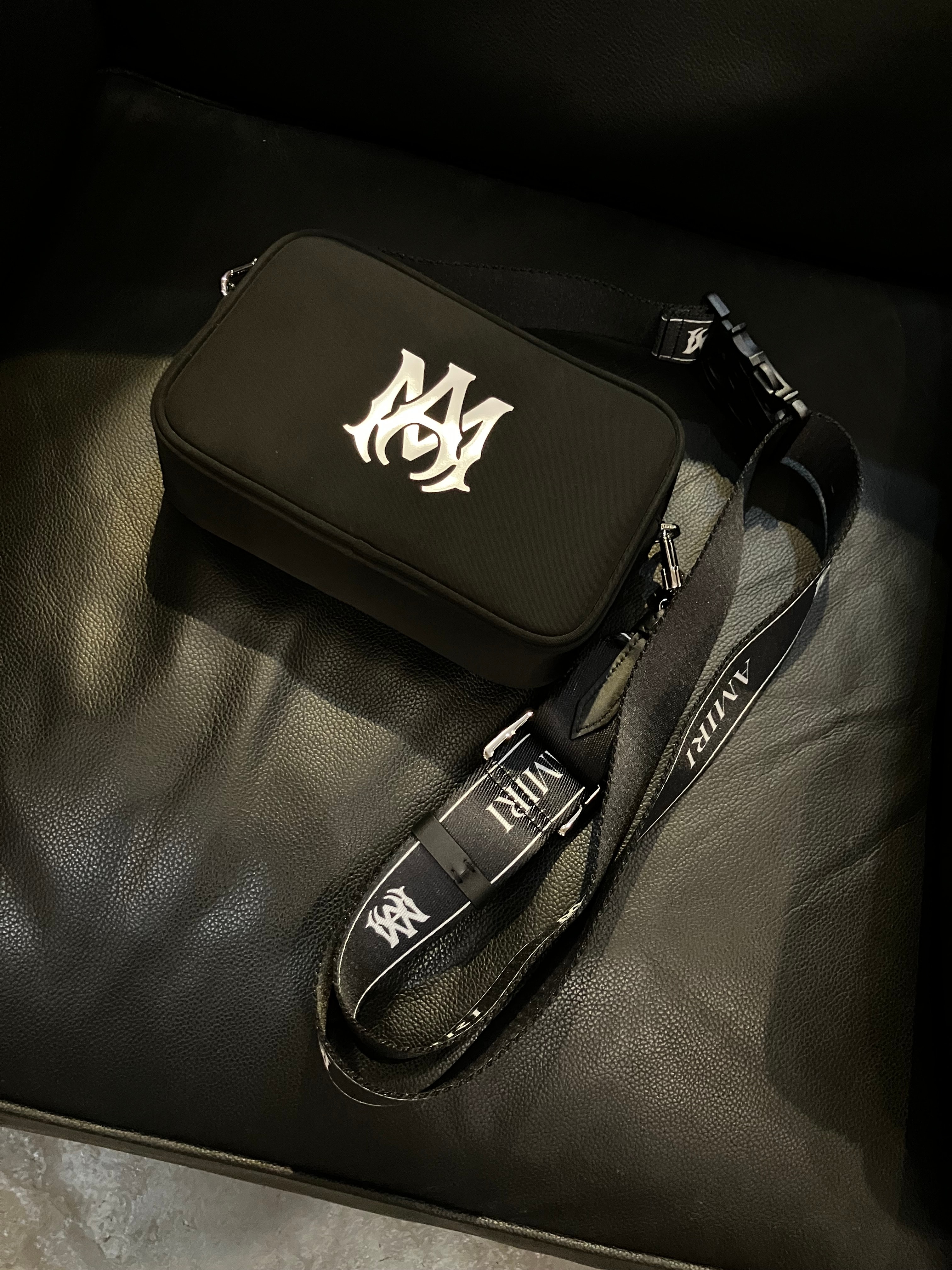 AMIRI MA CAMERA CASE "BLACK"