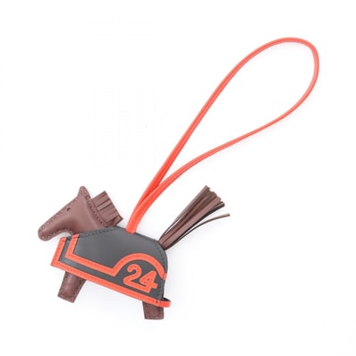 エルメス HERMES ロデオPM ロベオクール チャーム アクセサリー レザー アニョーミロ / ヴォースイフト アニョーミロ テール レディース ブラウン系 / レッド系 / ブラック系/ カプシーヌ 【中古】