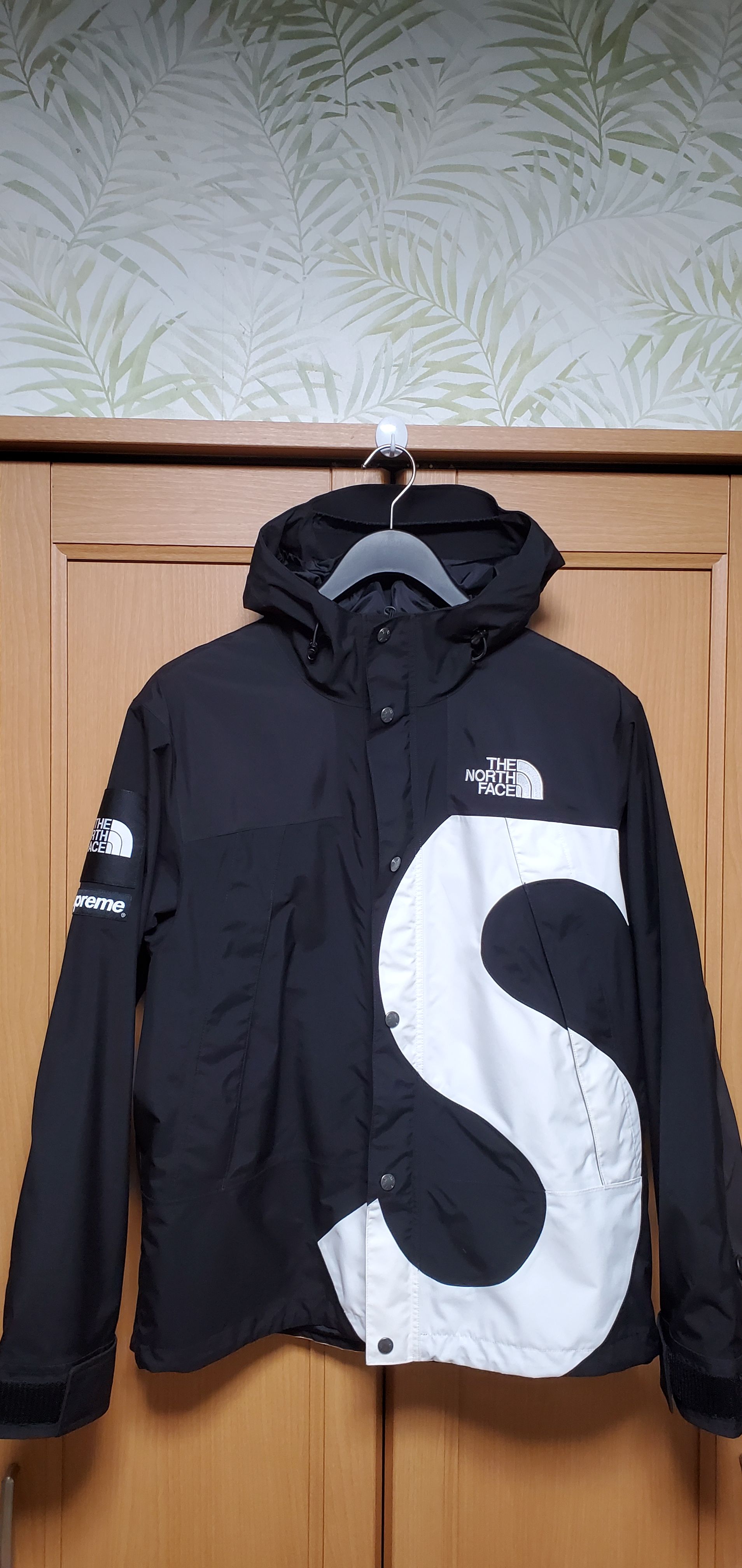 Supreme x The North Face S Logo Mountain Jacket "Black"