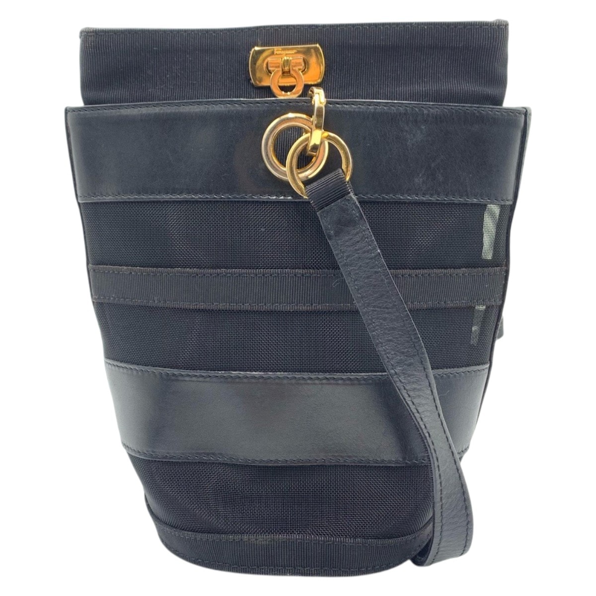 Salvatore Ferragamo サルヴァトーレフェラガモ ガンチーニ ブラック 黒 ゴールド金具 ナイロン ショルダーバッグ 604673 【中古】