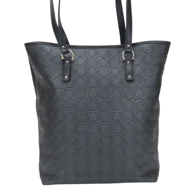 【中古】 サルヴァトーレフェラガモ トートバッグ ガンチーニ AU-21/4909 PVC レザー ブラック エンボス 縦型 レディース 女性 Salvatore Ferragamo