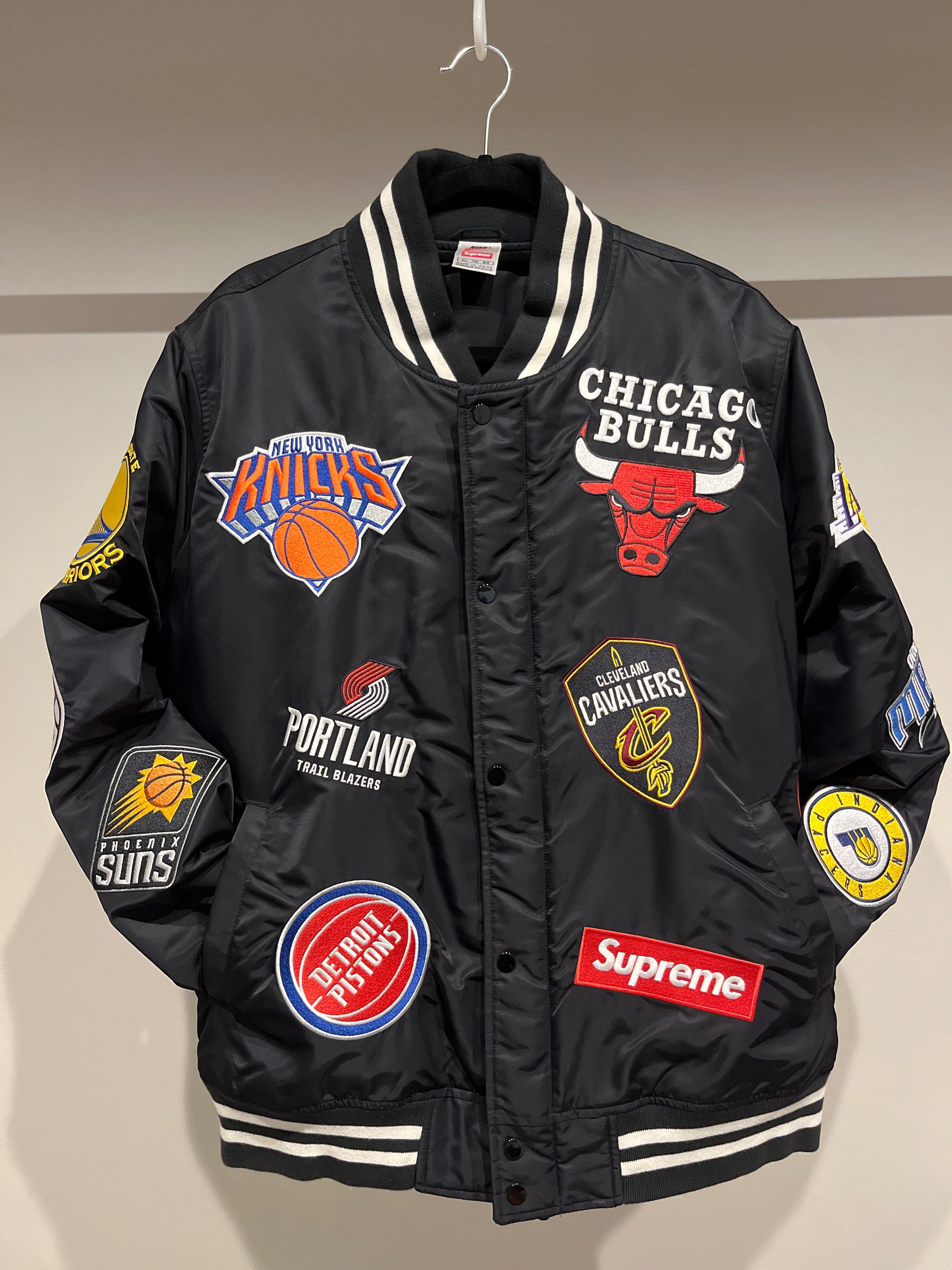 Supreme / Nike®/NBA Teams Warm-Up Jacket "Black"