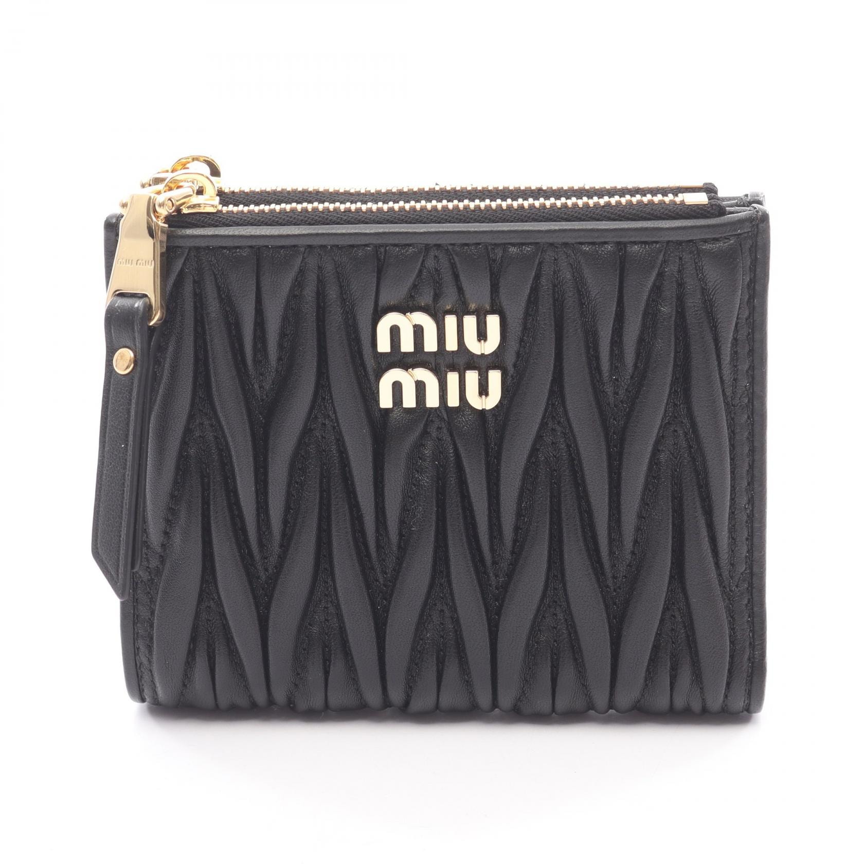 ミュウ ミュウ Miu Miu MATELASSE'MIU マテラッセ 二つ折り財布 財布 レザー レディース ブラック系 5ML024AFPPF0002 【新品】