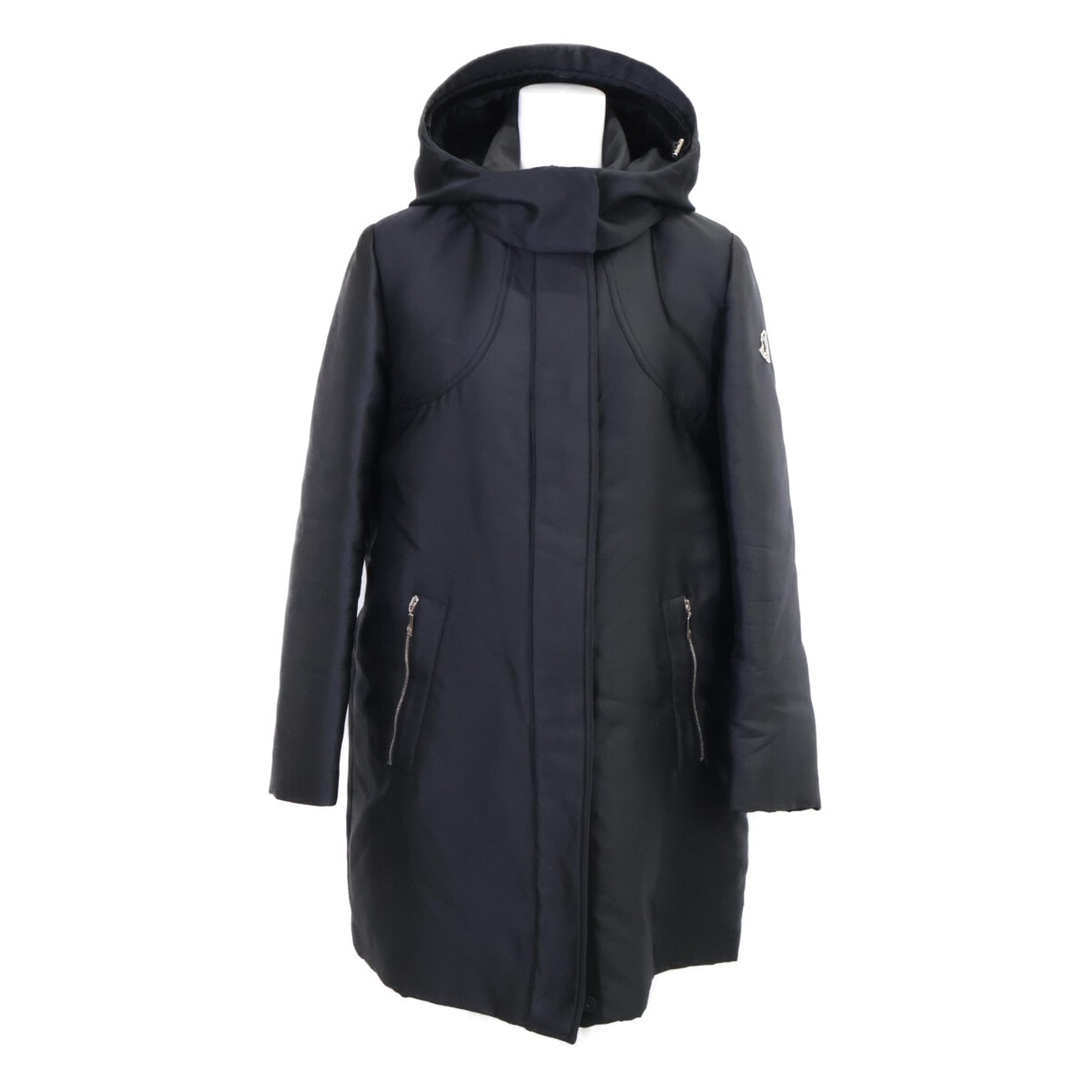 未使用に近い】モンクレール 【美品】2016年製 GAMME ROUGE ガム