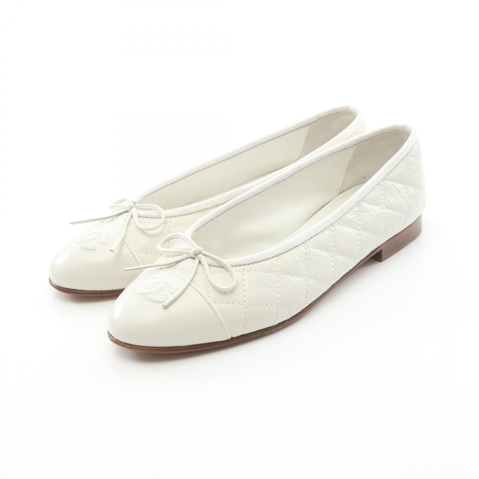 シャネル CHANEL バレリーナ マトラッセ パンプス 靴 レザー レディース ホワイト系 【中古】