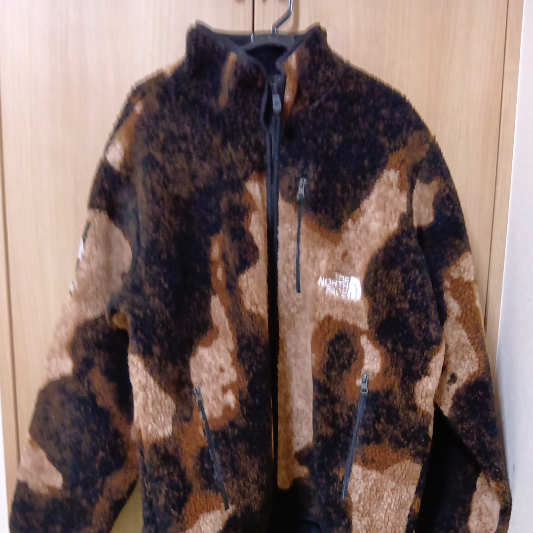 Supreme x The North Face Bleached Denim Print Fleece Jacket "Black"