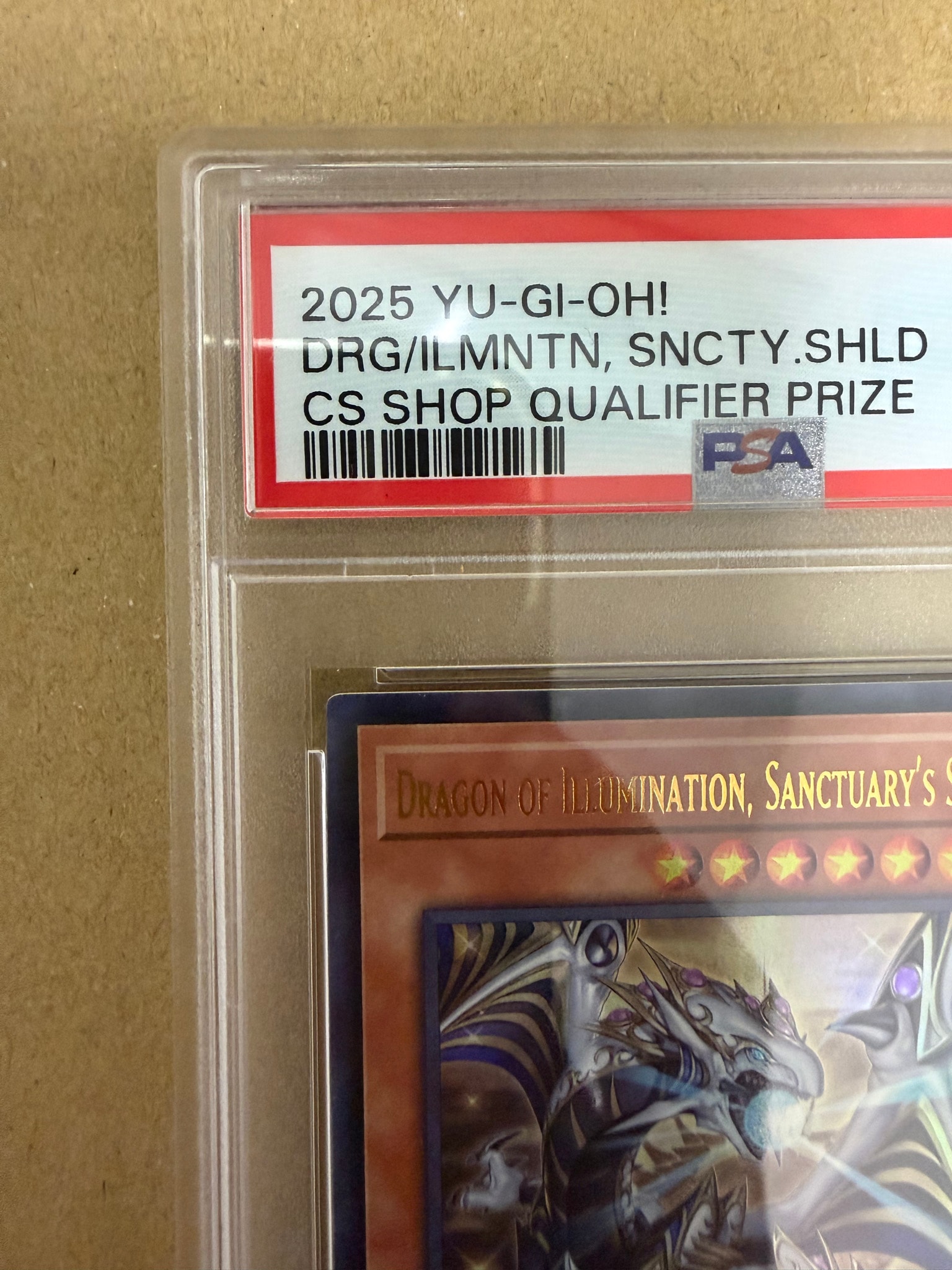 PSA10】Dragon of Illumination Sanctuary's Shield UR [2025-EN004