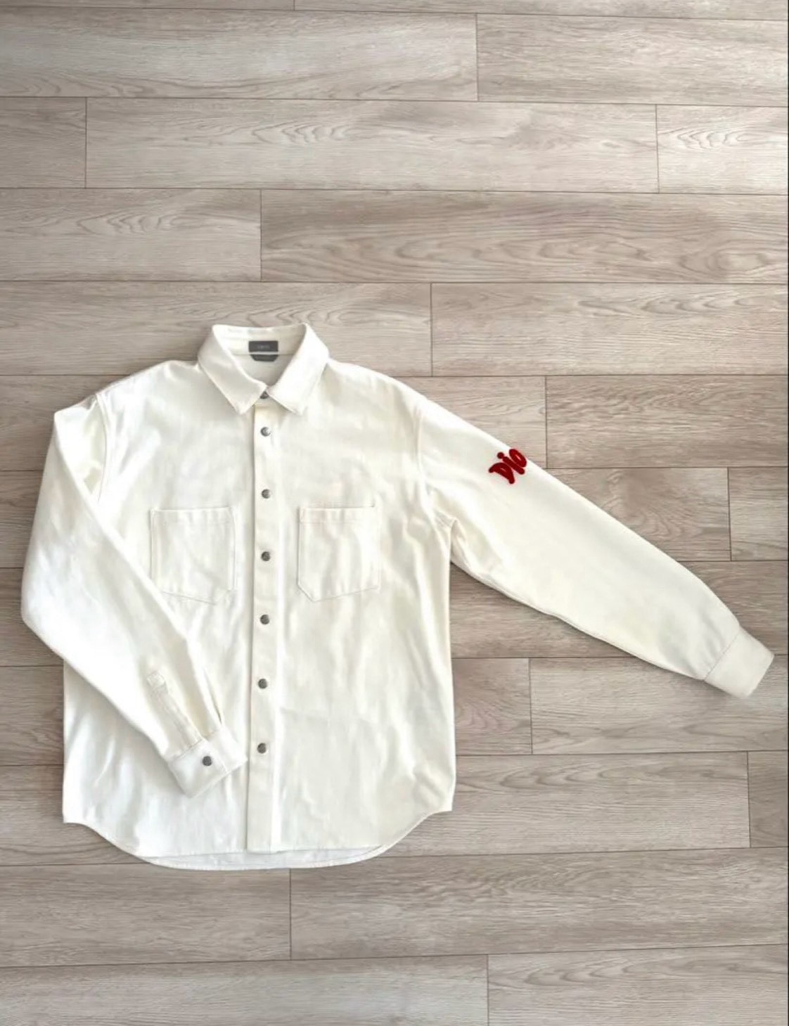 DIOR MEN × SHAWN STUSSY(ディオール × ショーン・ステューシー) “YEAR OF THE OX” デニムシャツ