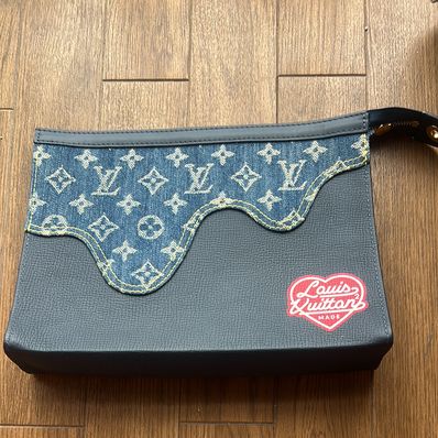Louis Vuitton x NIGO POCHETTE VOYAGE MM "Blue"