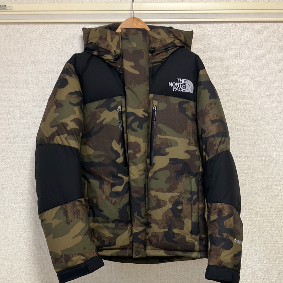 ザノースフェイス ノベルティ バルトロ ライト ジャケット "カモ"