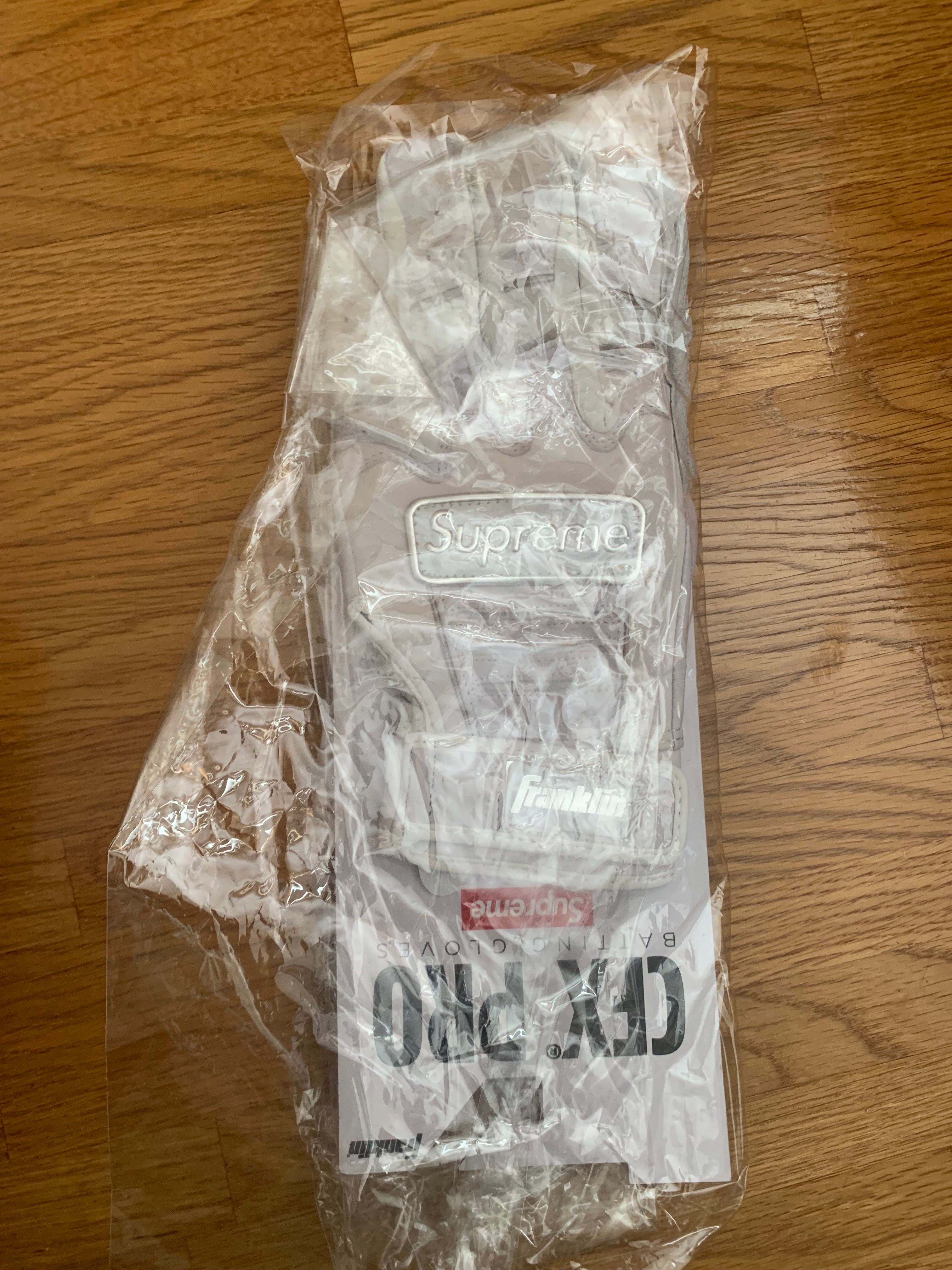 Supreme / Franklin CFX Pro Batting Glove "White"