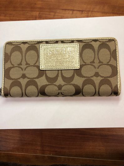COACH ラウンドファスナー長財布