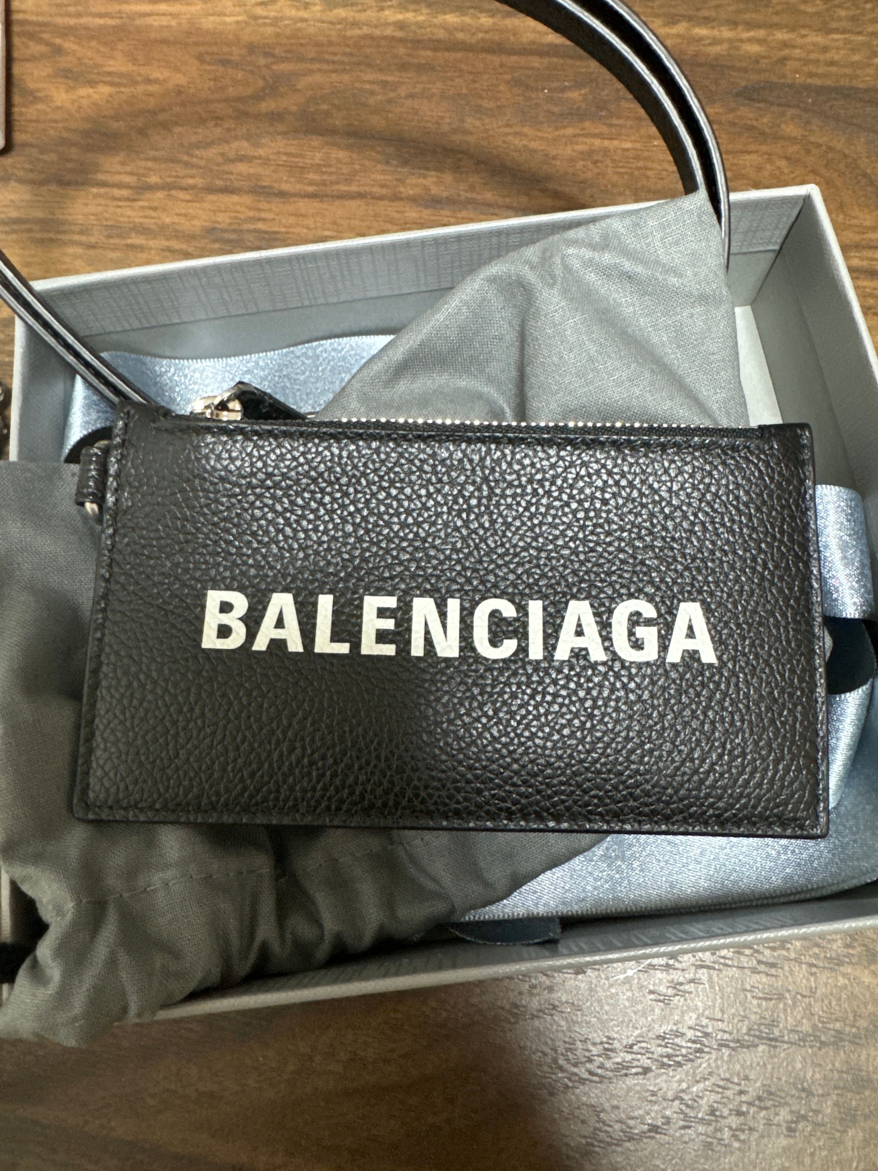 BALENCIAGA Cash Card Case On Keyring Grained Calfskin "Black/White"