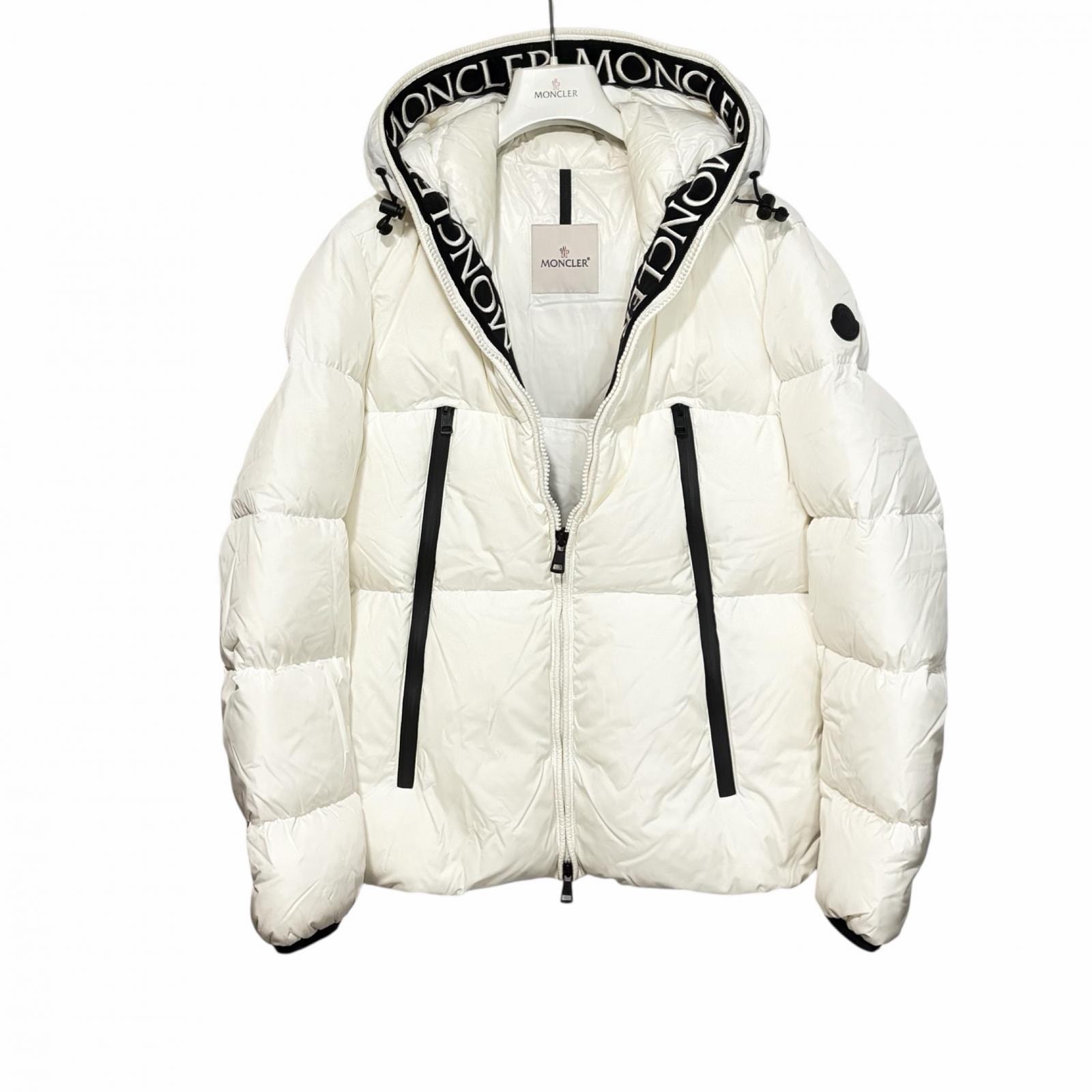 モンクレールMONTCLAE20914194385C0300