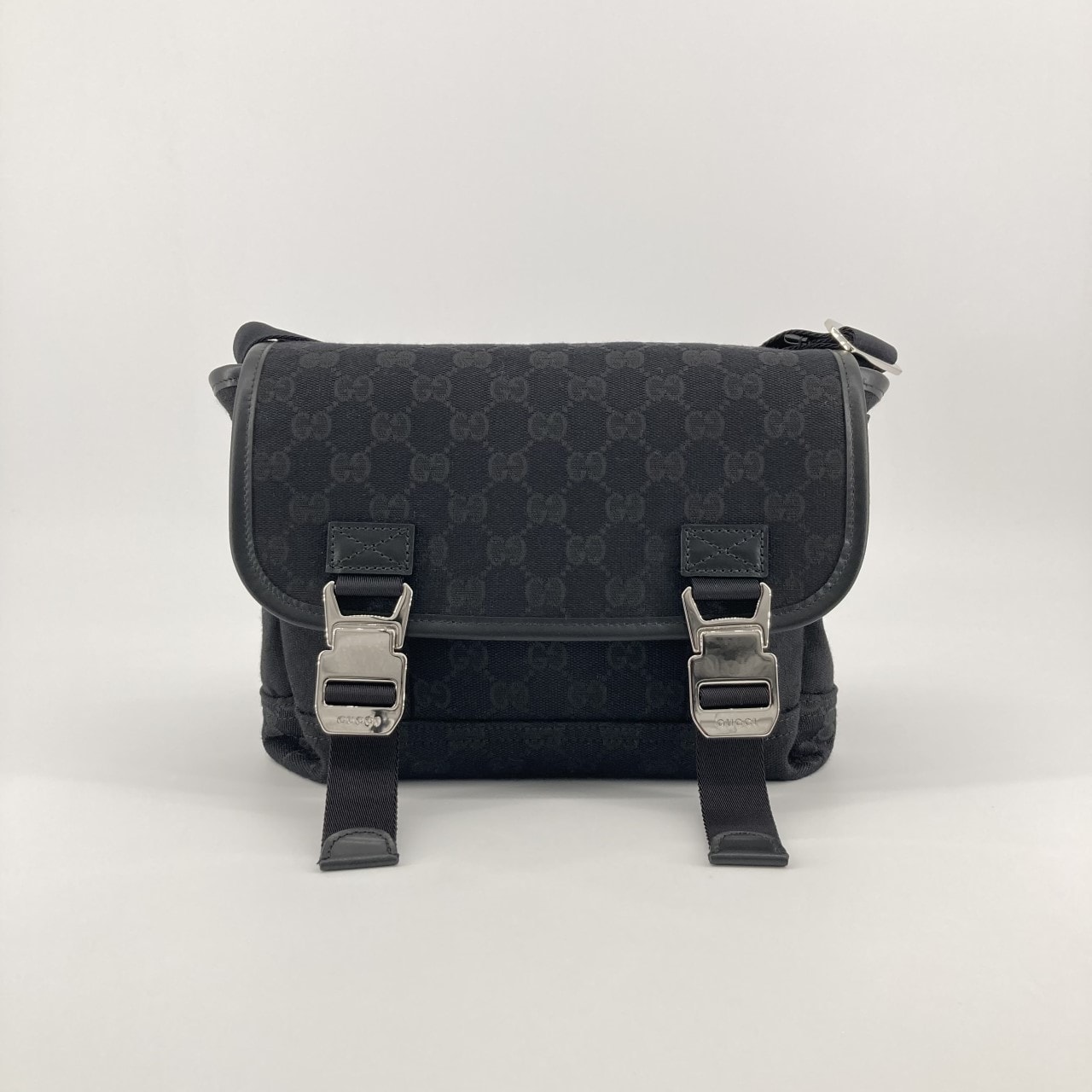GUCCI(グッチ) GGキャンバス レザートリム 854745 ショルダーバッグ ブラック