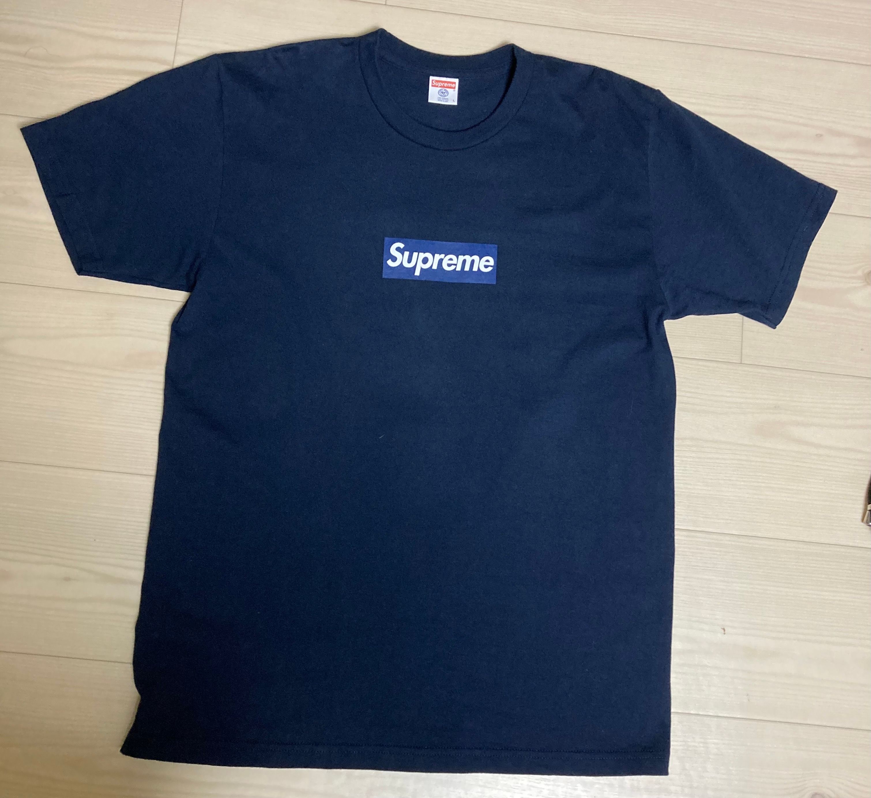 Supreme New York Yankees Box Logo Tee "Navy"