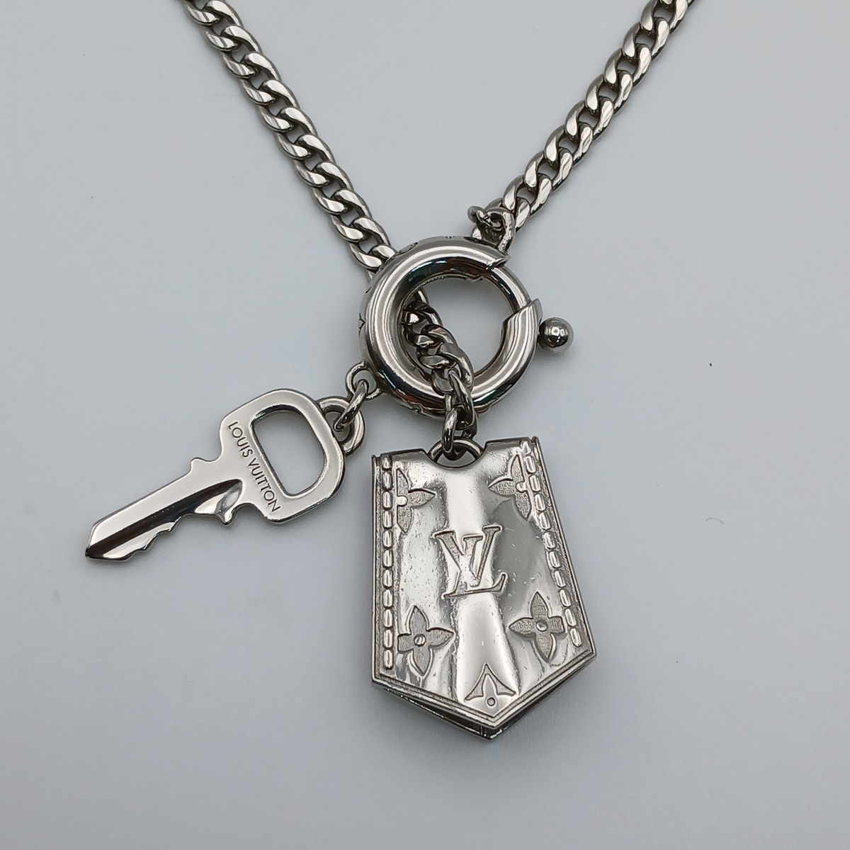 LOUIS VUITTON ルイ・ヴィトン ネックレス LVタグ M03862 メタル  メンズ【中古】