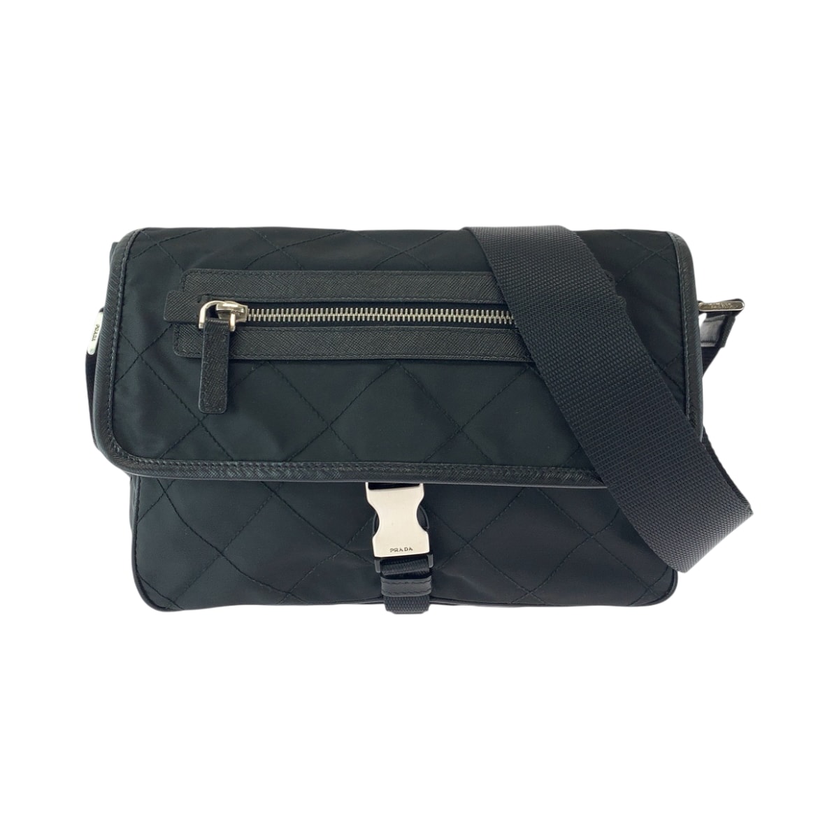 美品 PRADA プラダ キルティング テスート 三角ロゴプレート ブラック 黒 シルバー金具 ナイロン ショルダーバッグ メッセンジャーバッグ 501942 【中古】