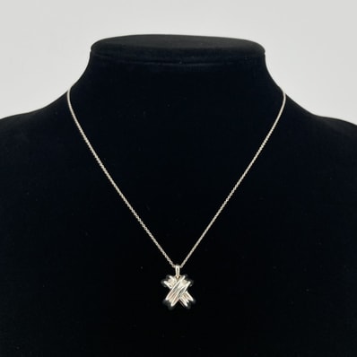 TIFFANY&Co.(ティファニー) シグネチャークロス ヴィンテージ Ag925 ネックレス 4.65g シルバー