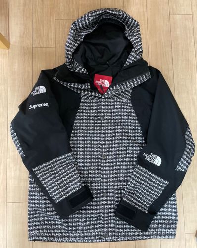 Supreme x The North Face Studded Mountain Light Jacket "Black"