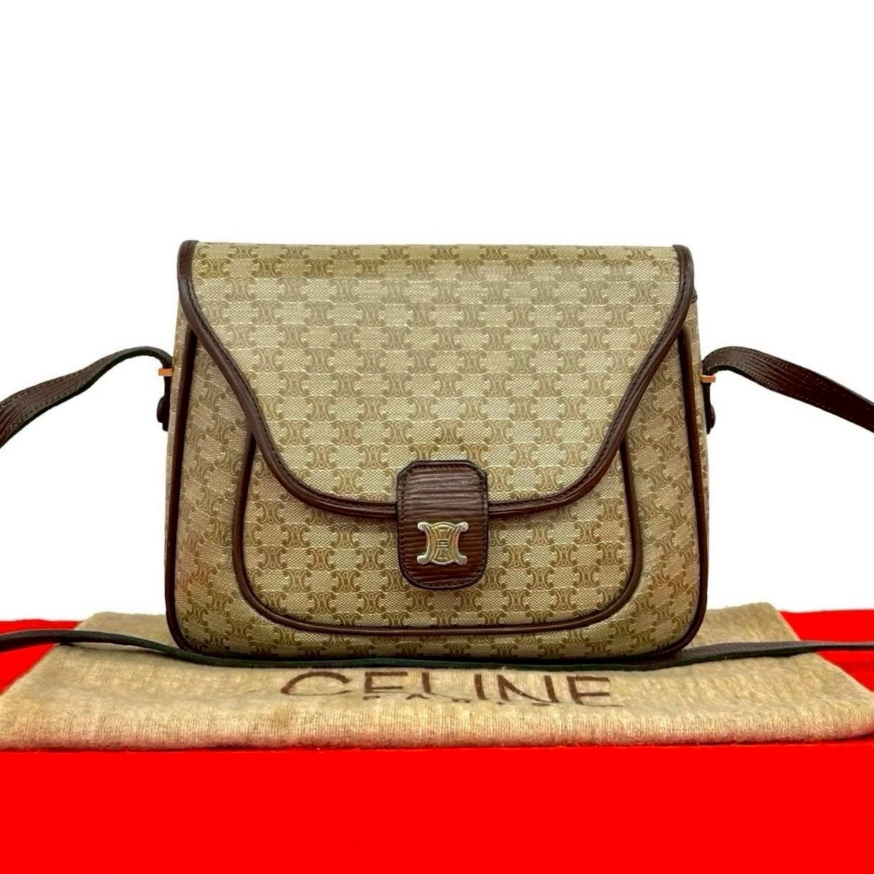 CELINE セリーヌ マカダム ブラゾン トリオンフ 柄 金具 レザー PVC ショルダーバッグ ブラウン
 56275