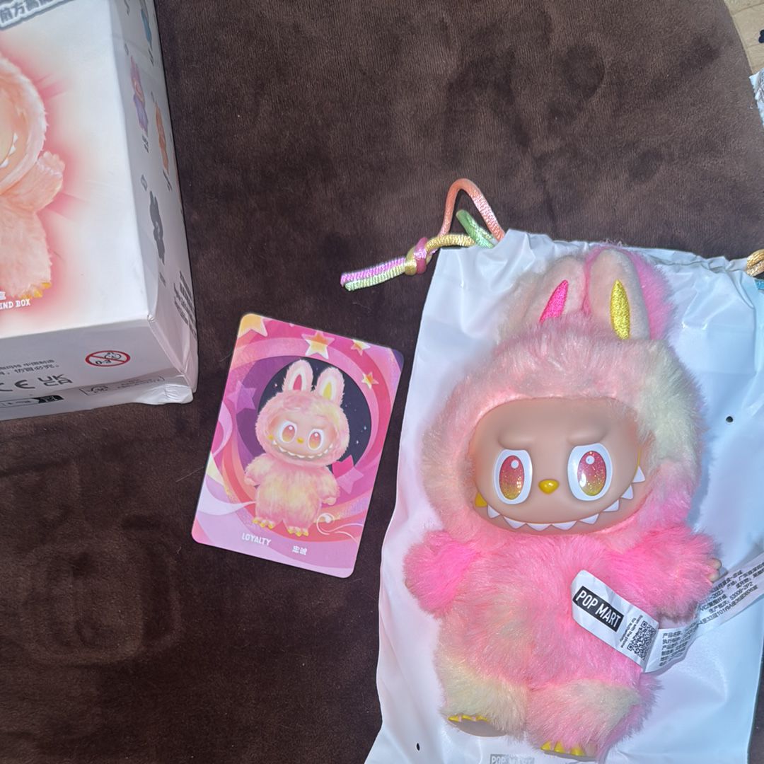 POP MART THE MONSTERS (LABUBU) Big into Energy Series Plush Pendant LOYALTY