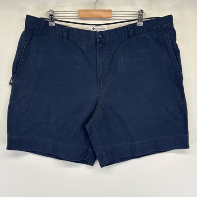 古着 コロンビア Columbia ショートパンツ ダック カーゴ ハーフ 短パン ワンポイントロゴ 半ズボン w42 ネイビー メンズ