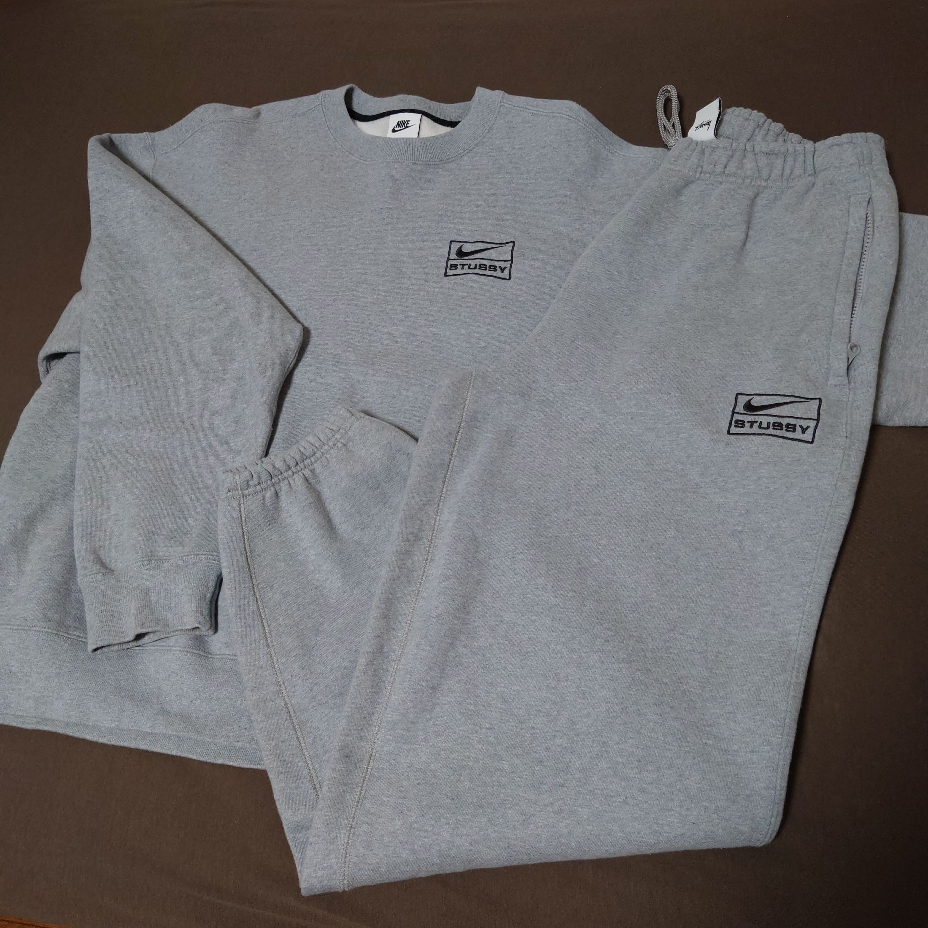 Stussy x Nike Fleece Crew (US Size) "Grey" DO9337-063