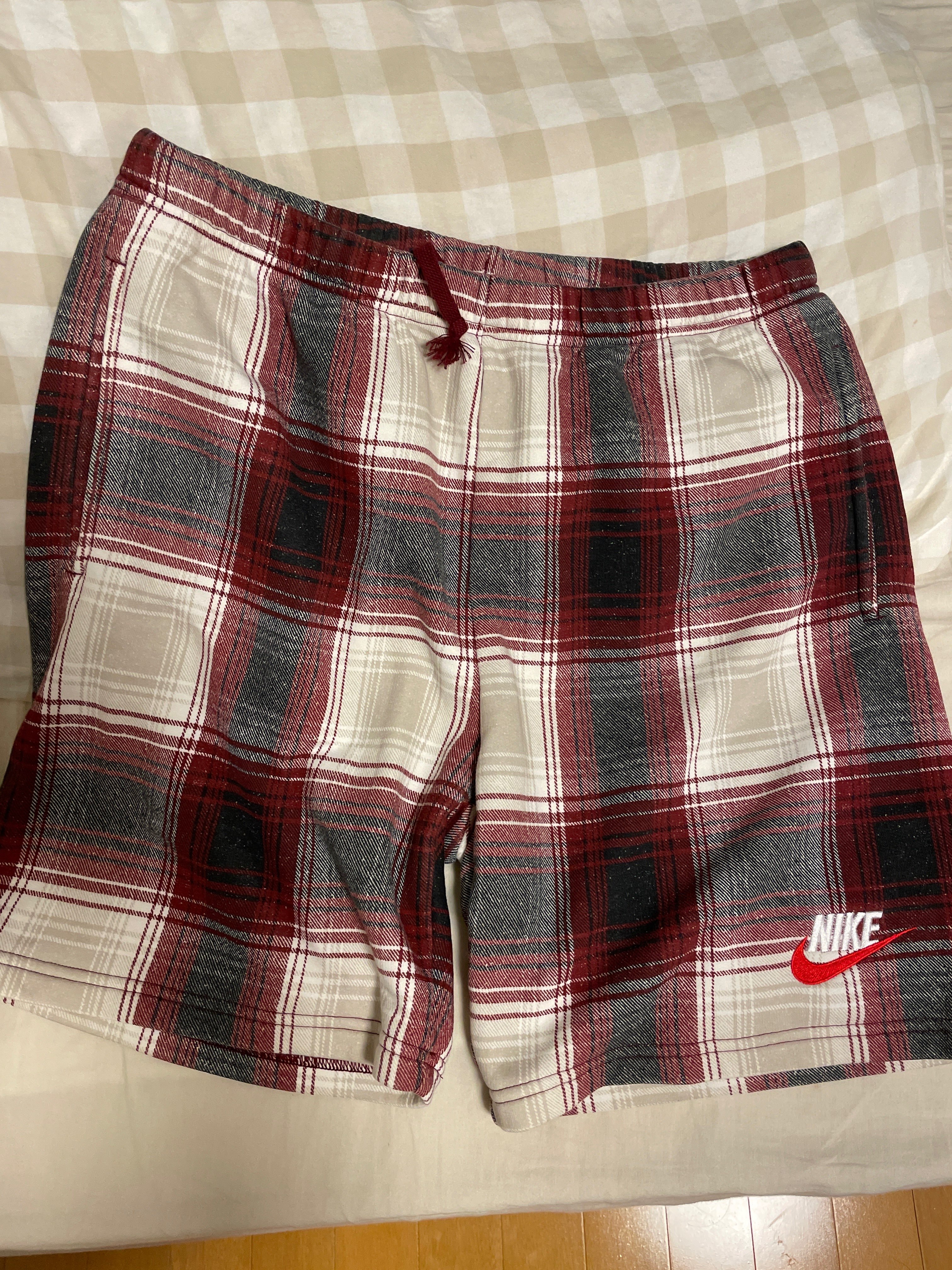 Supreme / NIKE® Sweatshort "Red"