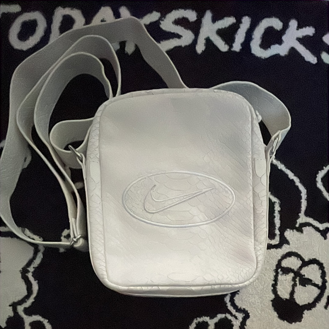 Supreme x Nike Leather Shoulder Bag "White" HJ7964-121