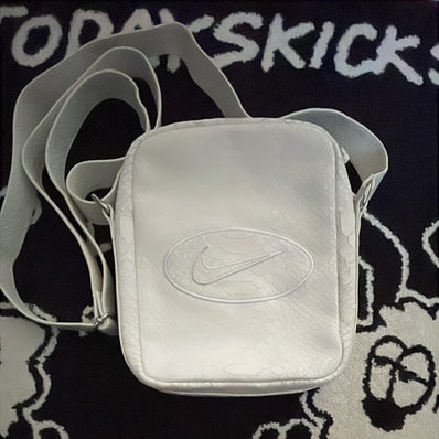 Supreme x Nike Leather Shoulder Bag "White" HJ7964-121
